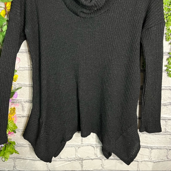 **💙2/$40💙Design Lab Lord & Taylor Black Cowl Neck Sweater Size Large - Picture 7 of 16